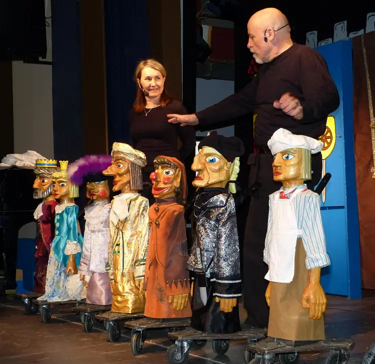 Divadlo eMILLIon: Jak Honza s duchem zatočil