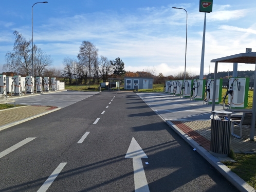 Zprovozňujeme zmodernizovanou a rozšířenou odpočívku Mikulášov na dálnici D1