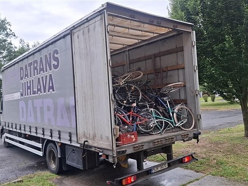 Z Jihlavy putuje 50 kol na pomoc školákům v Gambii