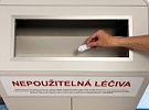 Staré léky můžete nově odevzdat kdykoliv. Nemocnice Jihlava má před lékárnou sběrný box